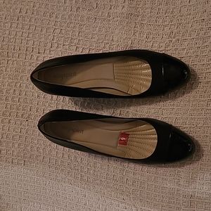 Easy spirit pumps with approx 2 inch block heels, black